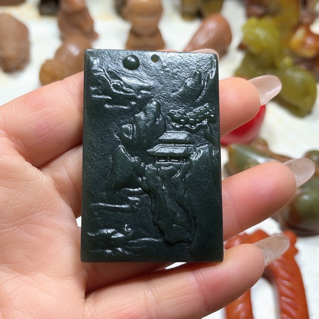 白玉菩提吊坠白玉菩提吊坠