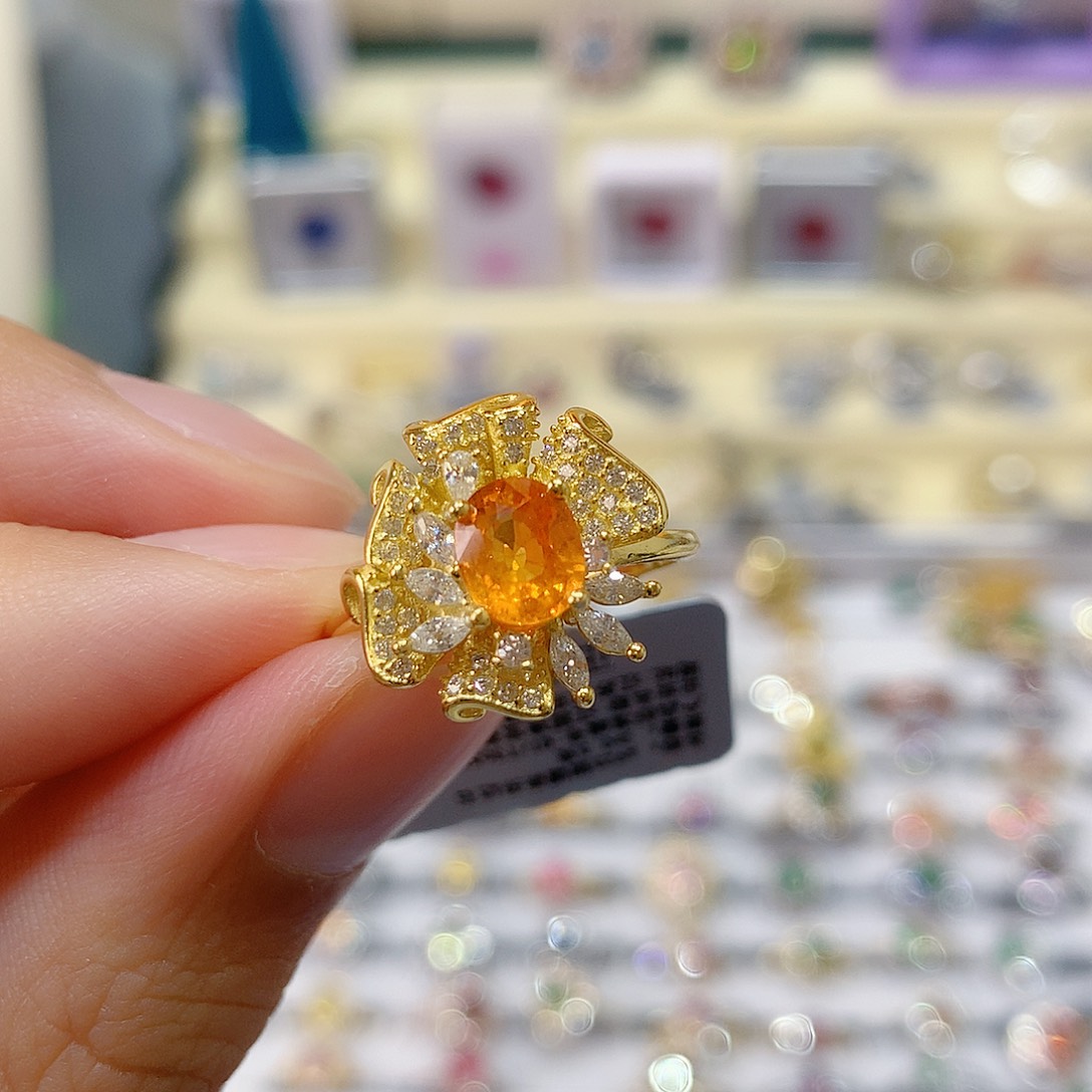 银S925镶嵌戒指戒指石榴石（芬达石）