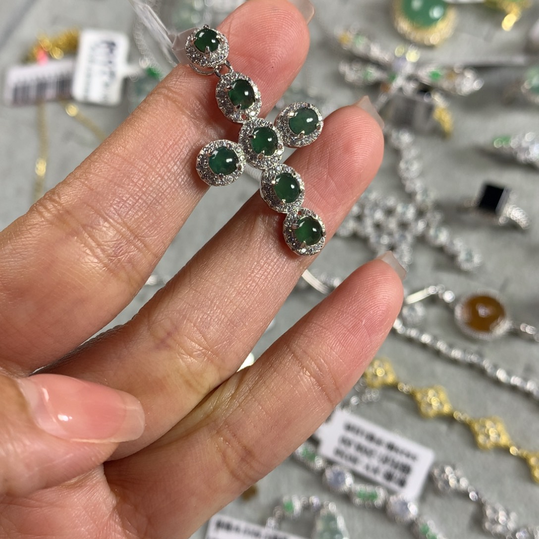 翡翠银S925镶嵌戒指吊坠