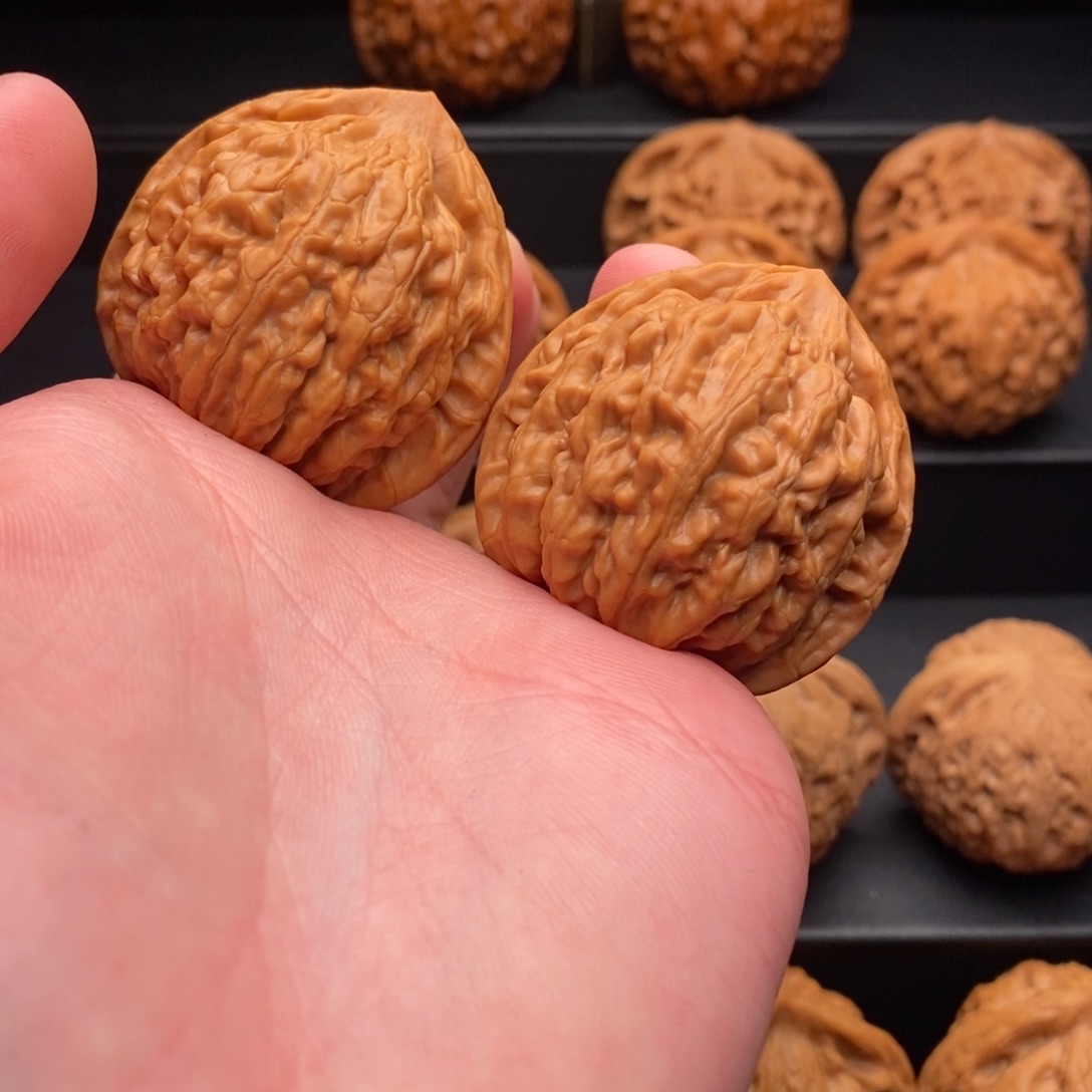 文玩核桃把件净**善岳尊