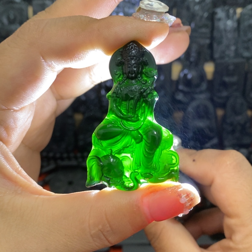 【闪购商品】未镶嵌蛇纹石玉颈饰