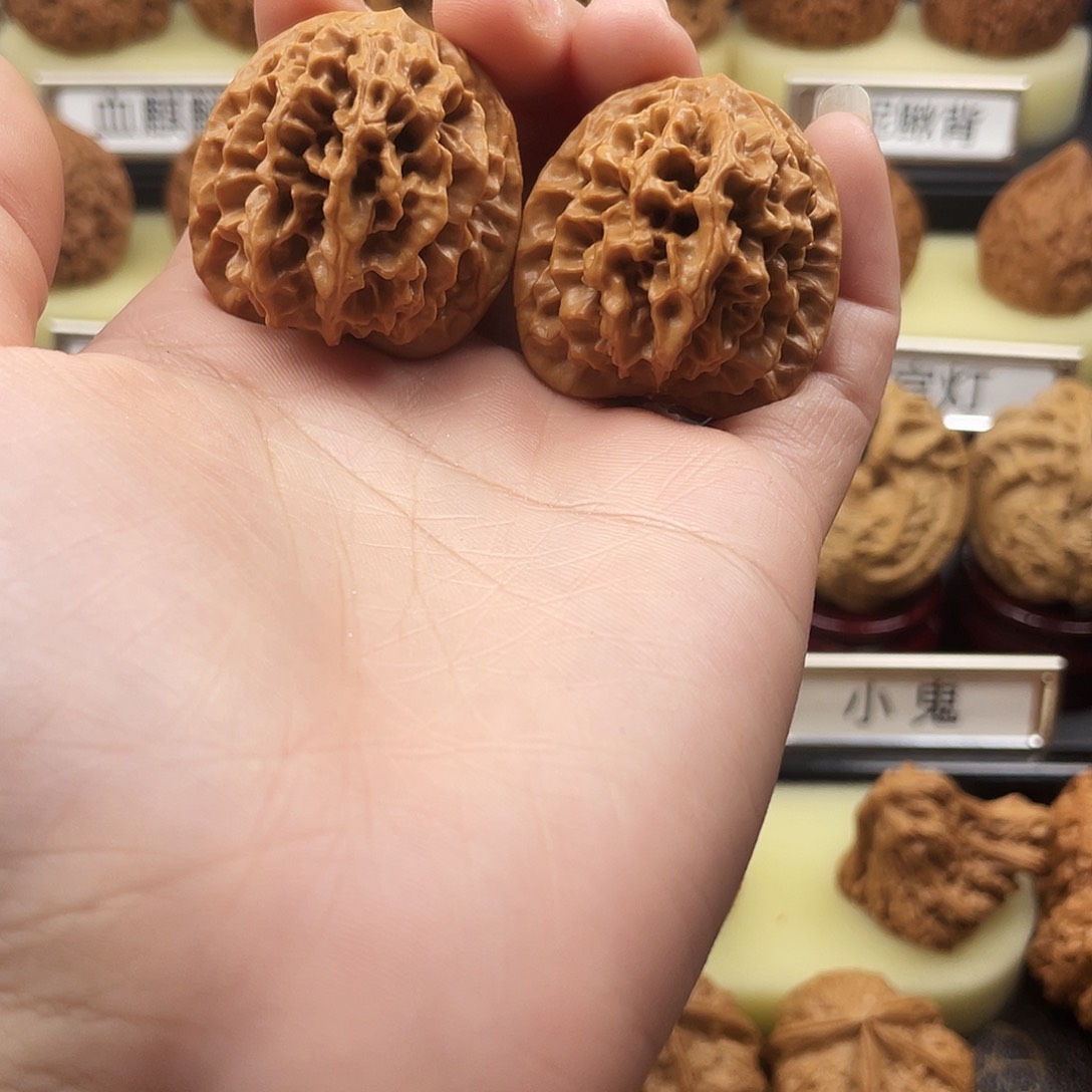 文玩核桃把件༊****秦闷198