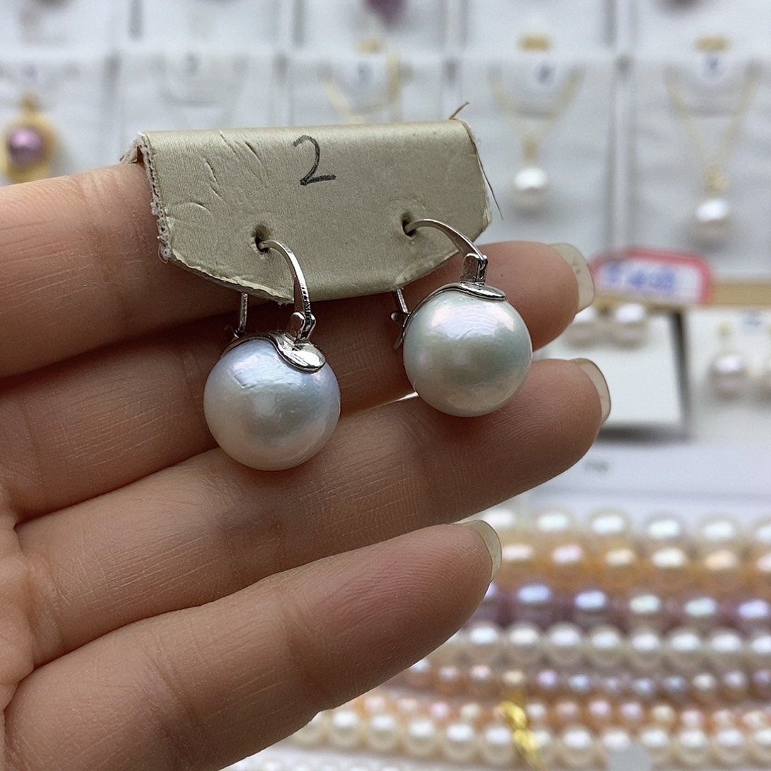 淡水珍珠吊坠(赠链)银S925镶嵌大****肥