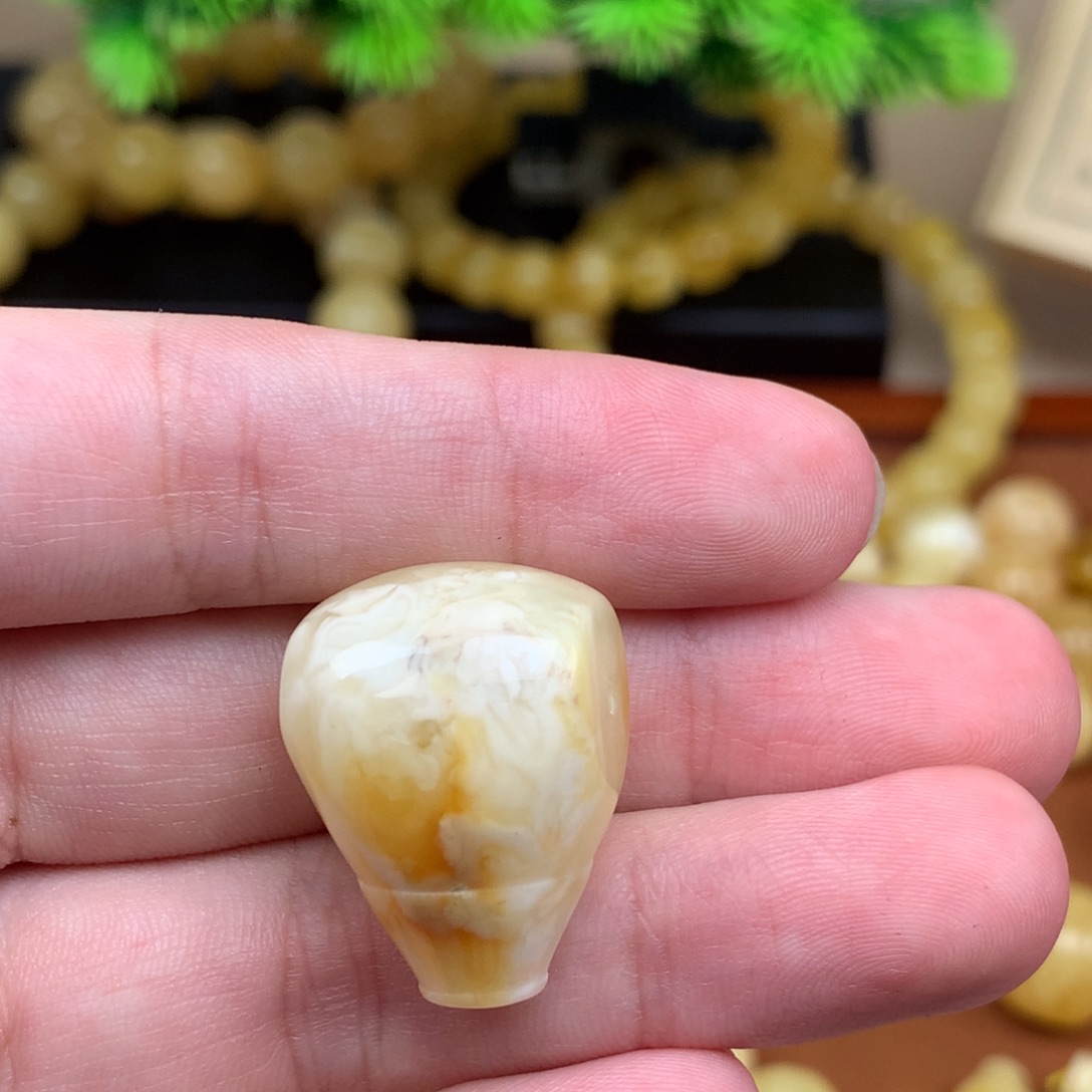 未镶嵌琥珀手链825