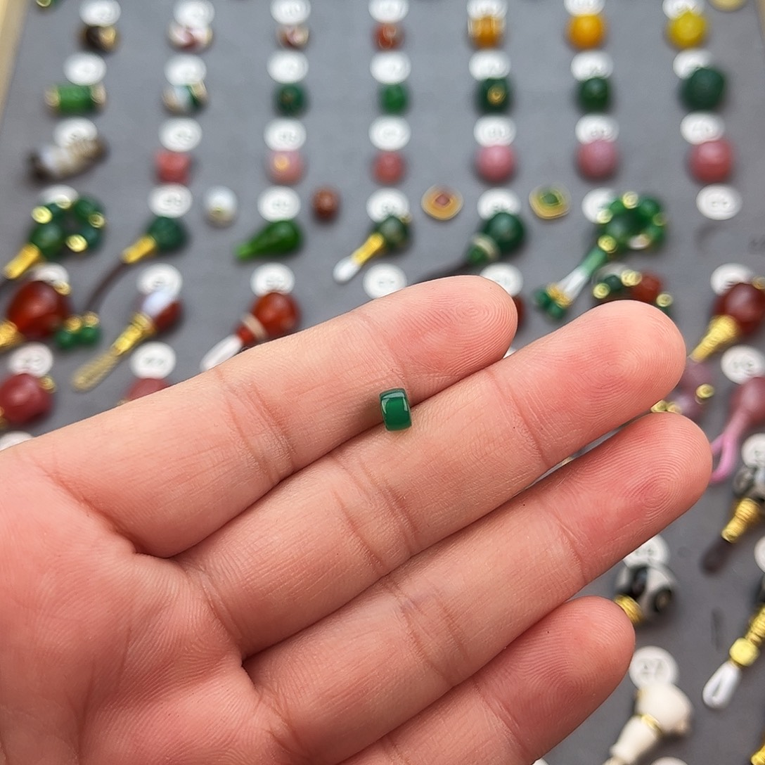 快***胖玛瑙/玉髓未镶嵌饰品