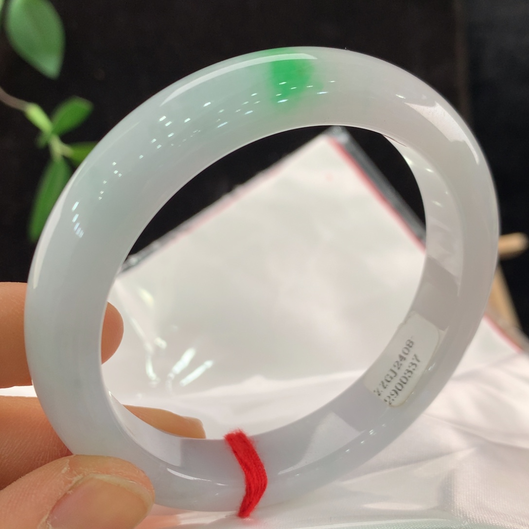 翡翠手镯未镶嵌111-0337