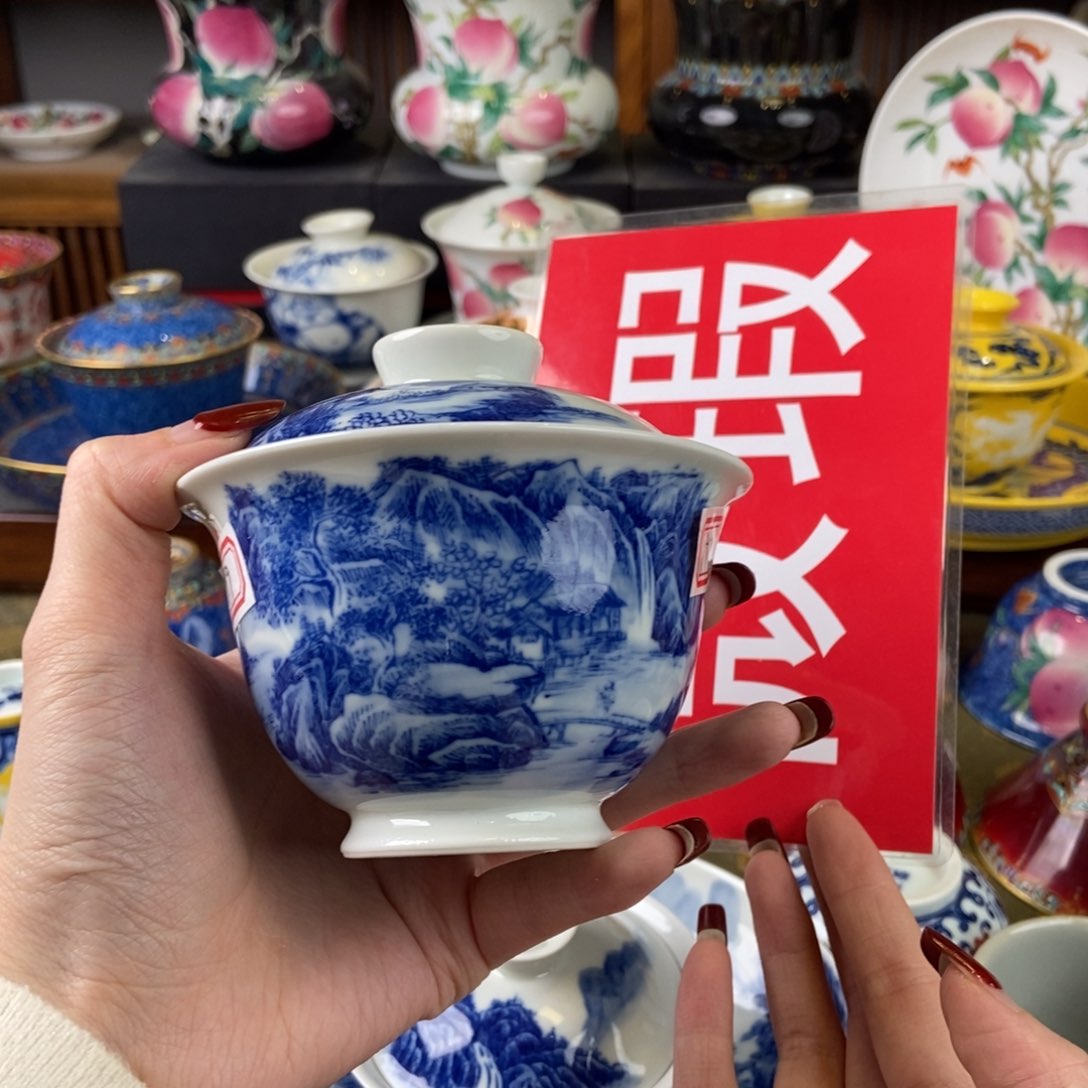 杯陶瓷艺术家的作品是一种非常