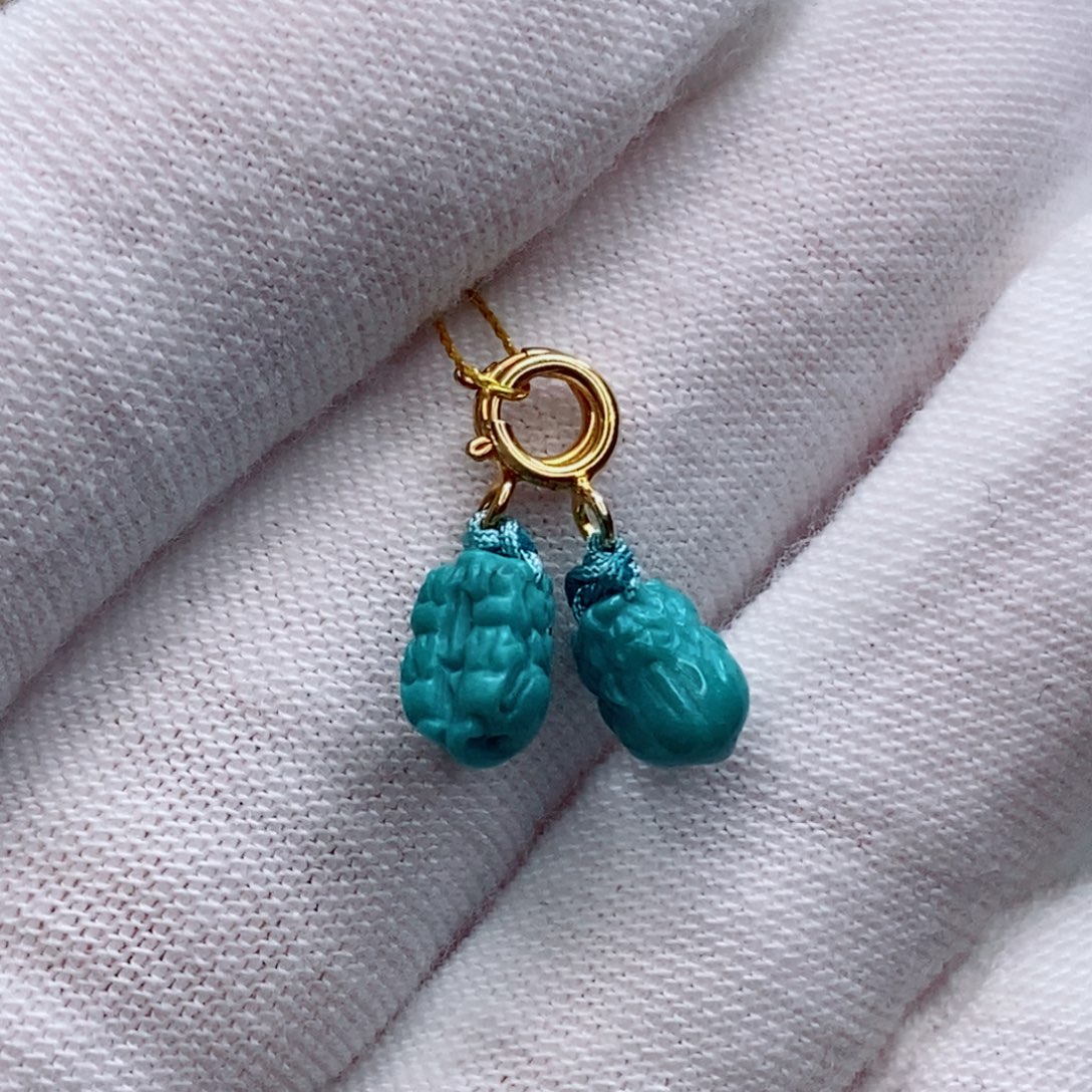 绿松石未镶嵌珠宝奇石