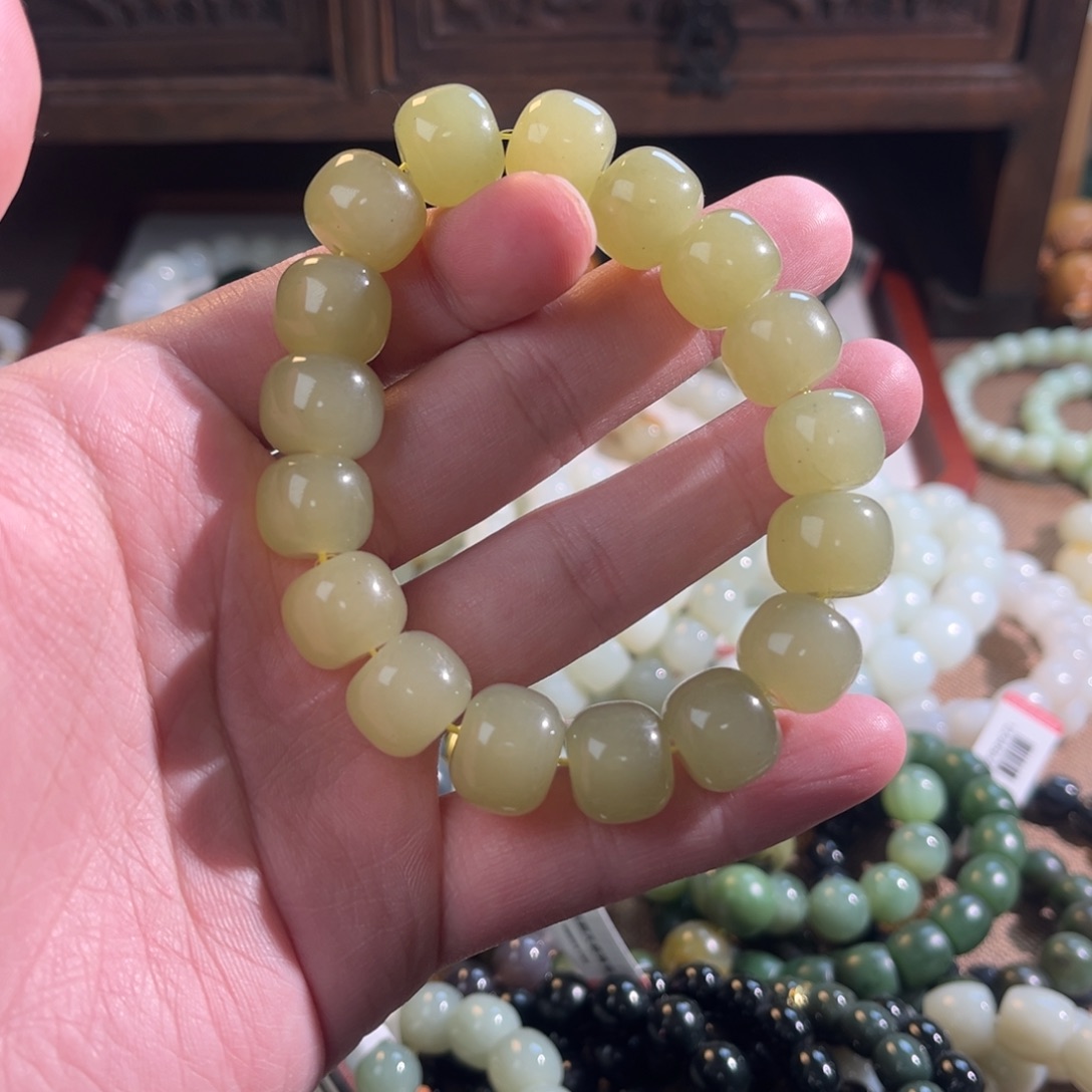 和田玉未镶嵌手链