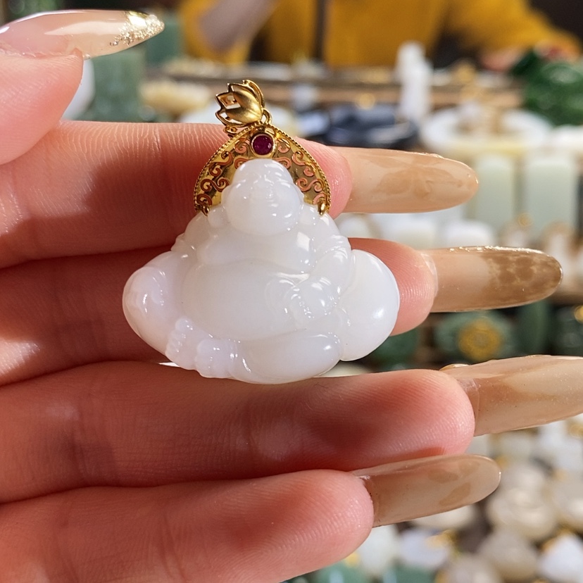 【闪购商品】和田玉吊坠18K金镶嵌