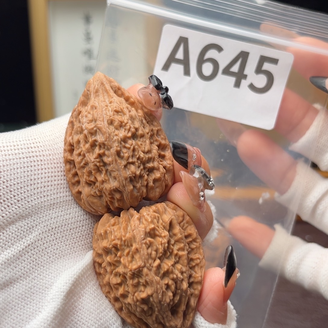 把件文玩核桃34塔尖a645
