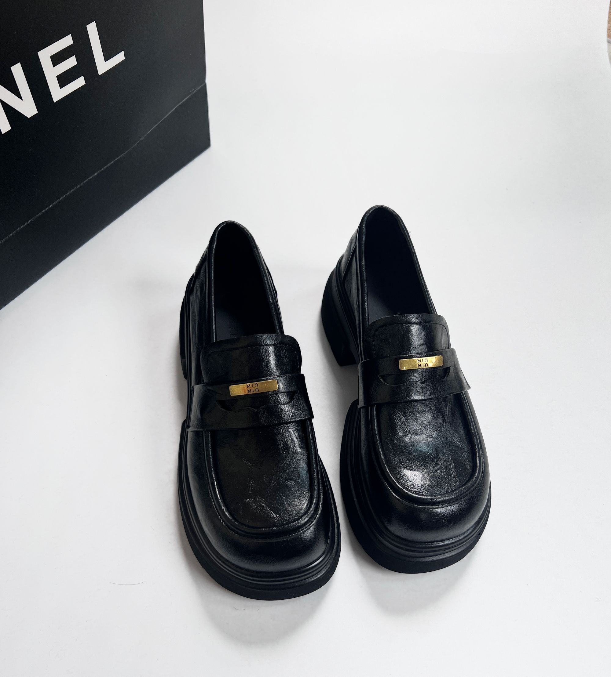 英伦方头百搭一脚蹬乐福鞋7728-2女2025新款秋冬复古时髦小皮鞋