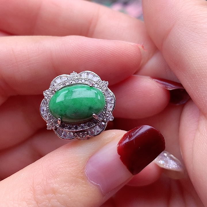 翡翠颈饰银S925镶嵌翡翠