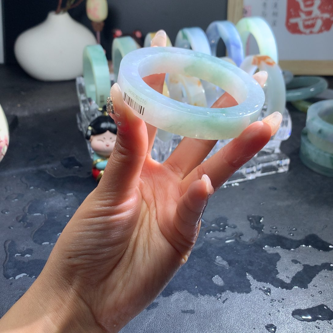 定制翡翠手镯未镶嵌