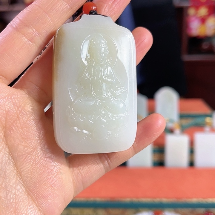 和田玉吊坠未镶嵌