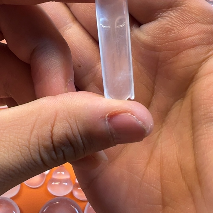 石英质玉未镶嵌颈饰