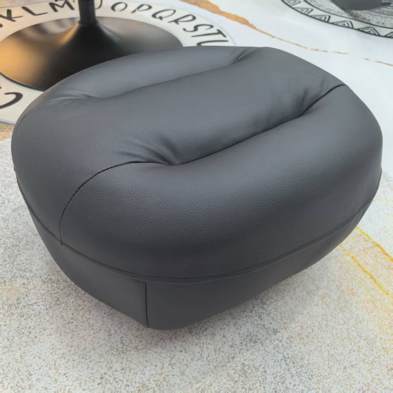 脚踏换鞋凳会客凳凳防水客厅收纳箱车载皮沙发框架皮质