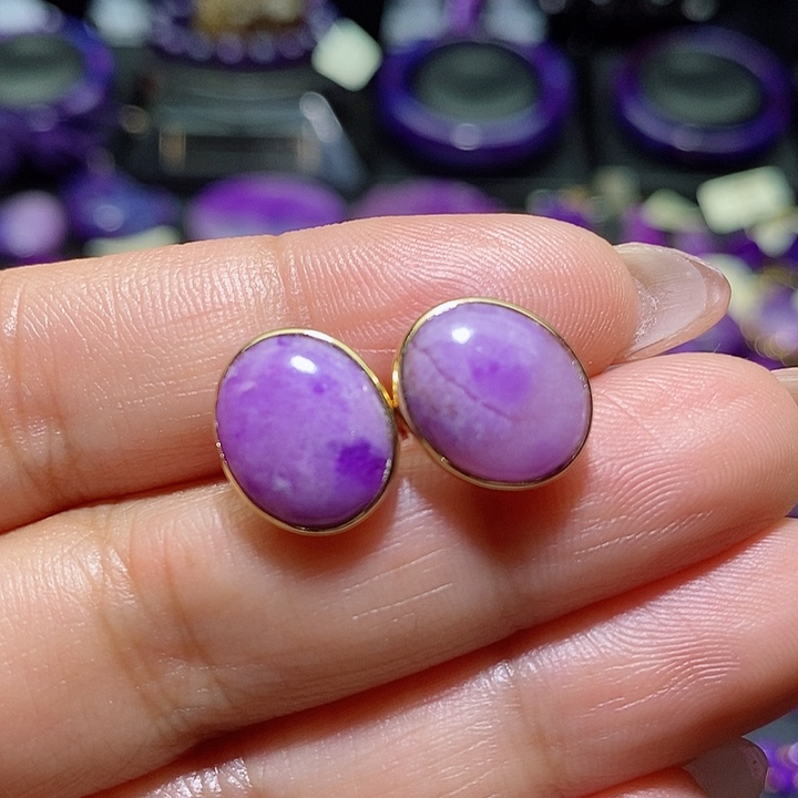 苏纪石（舒俱来）耳钉18K金镶嵌