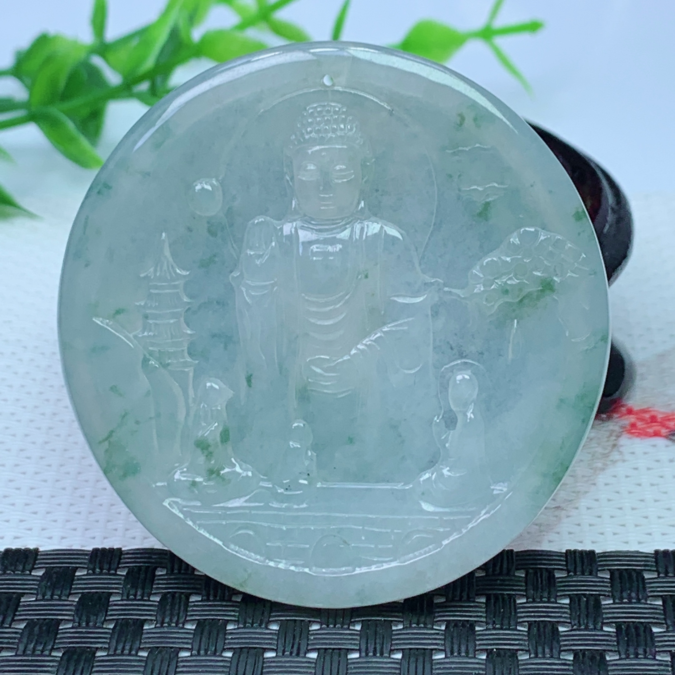 缅甸天然A货翡翠 飘花山水阿弥陀佛吊坠 尺寸；55*3.8mm