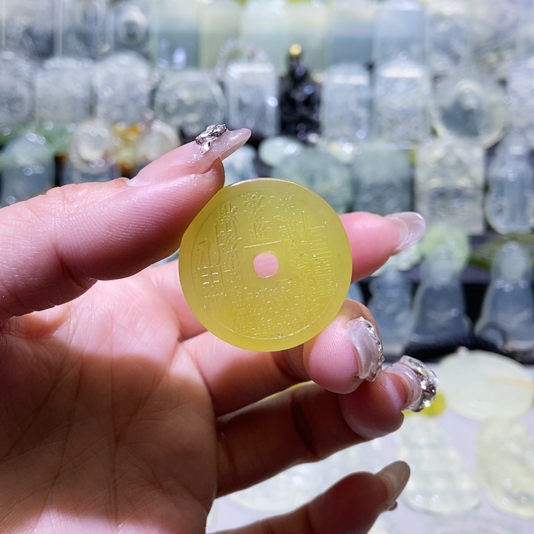 岫玉吊坠未镶嵌吊坠