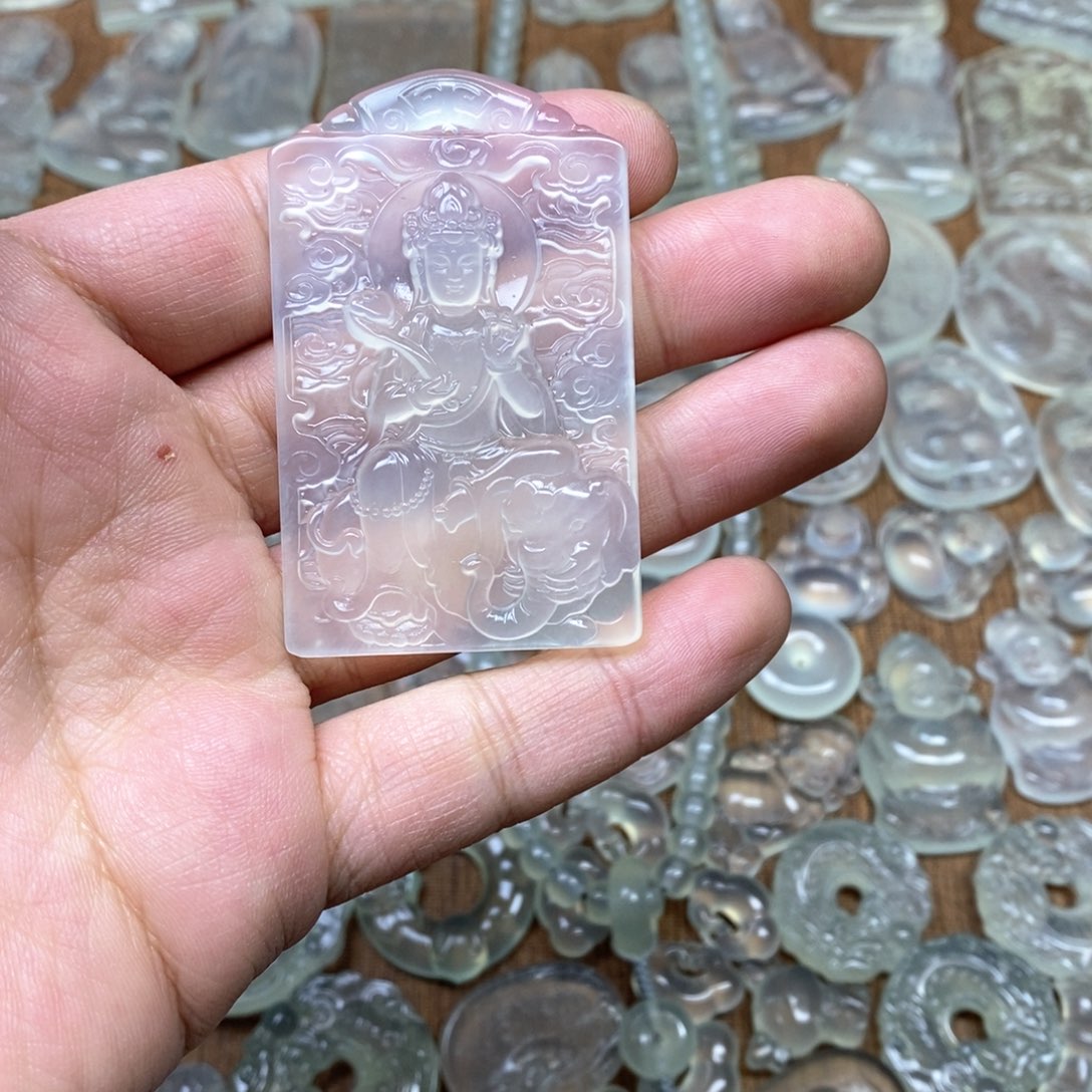 岫玉吊坠(不含链)未镶嵌