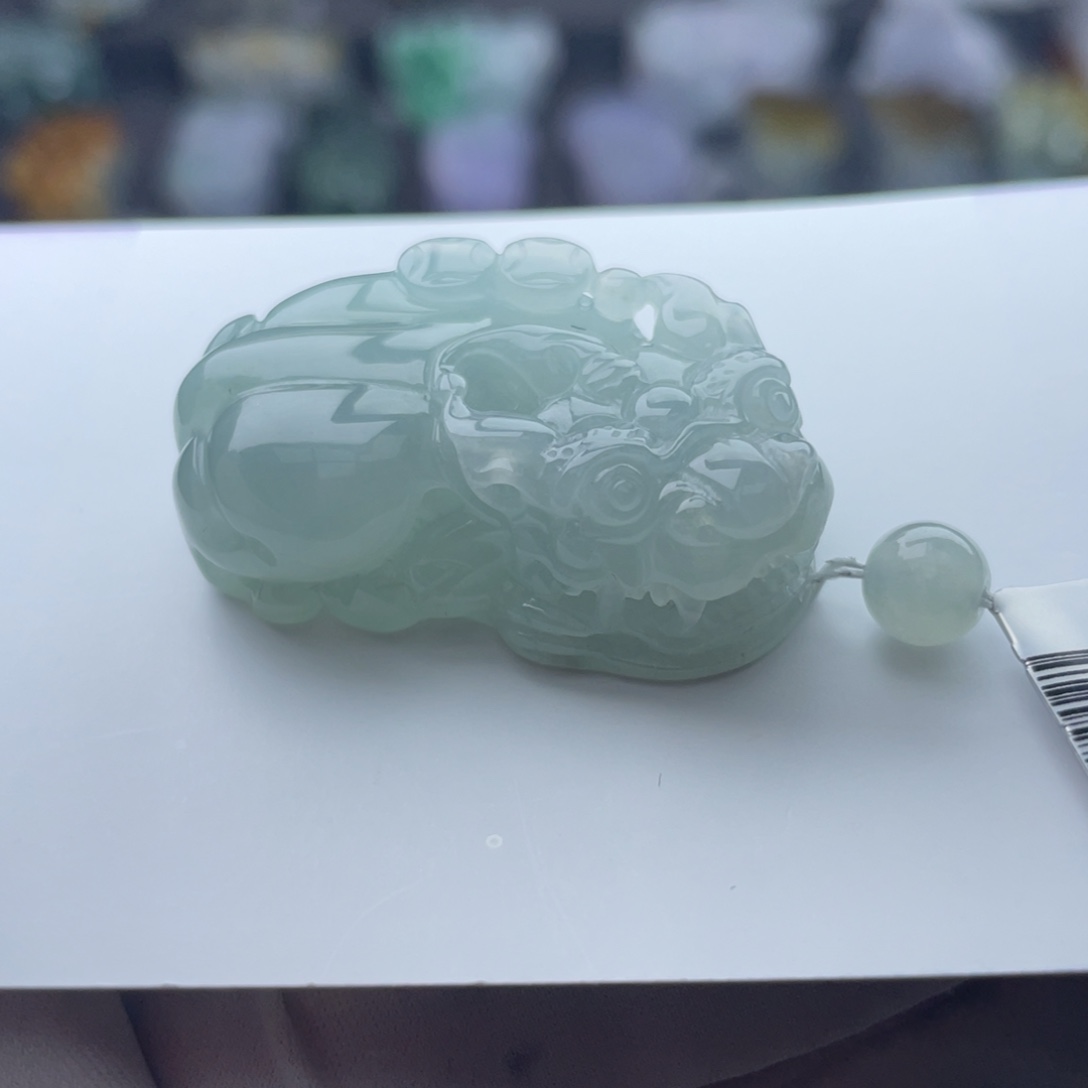 翡翠颈饰未镶嵌莞****?貔貅