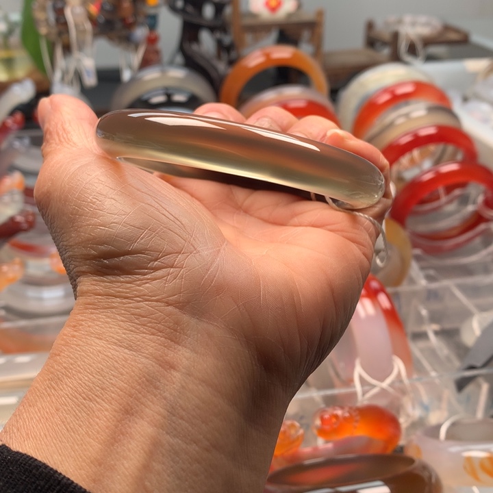 玛瑙/玉髓未镶嵌手镯