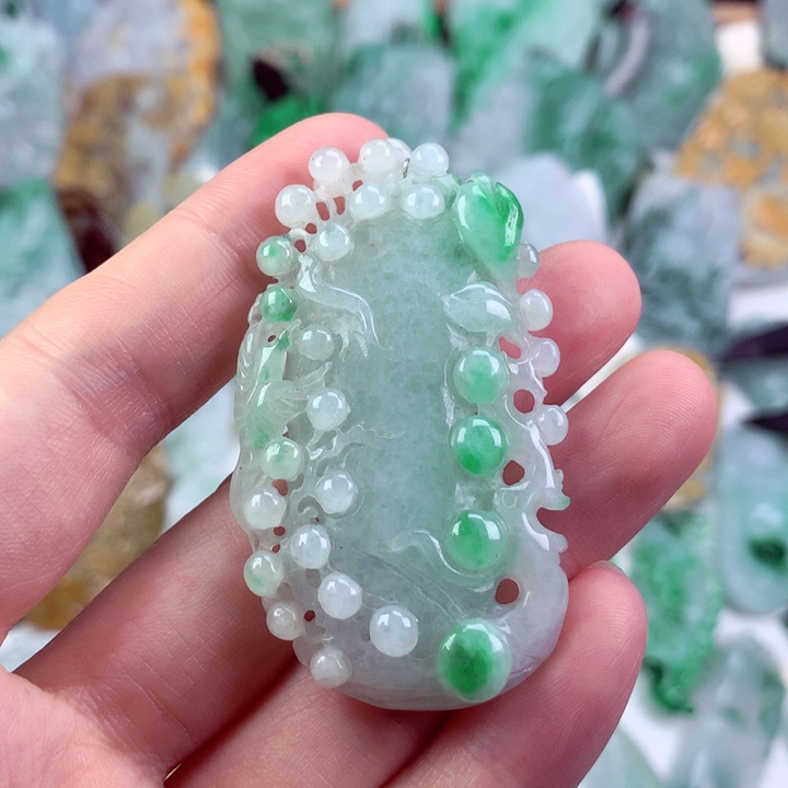 翡翠未镶嵌吊坠(不含链)