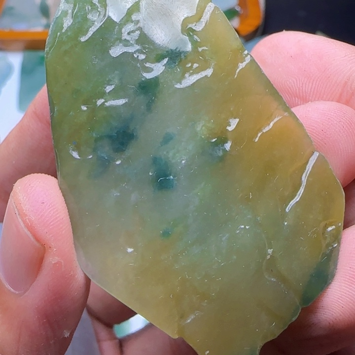 定制翡翠未镶嵌不包工