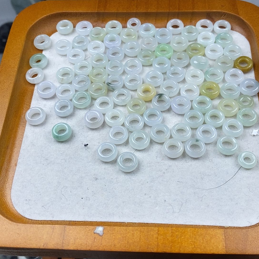 翡翠戒指未镶嵌小甜甜圈两个起拍