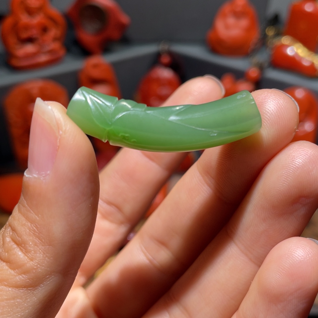 和田玉（碧玉）颈饰未镶嵌
