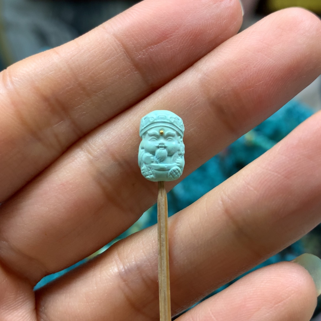 绿松石配饰未镶嵌