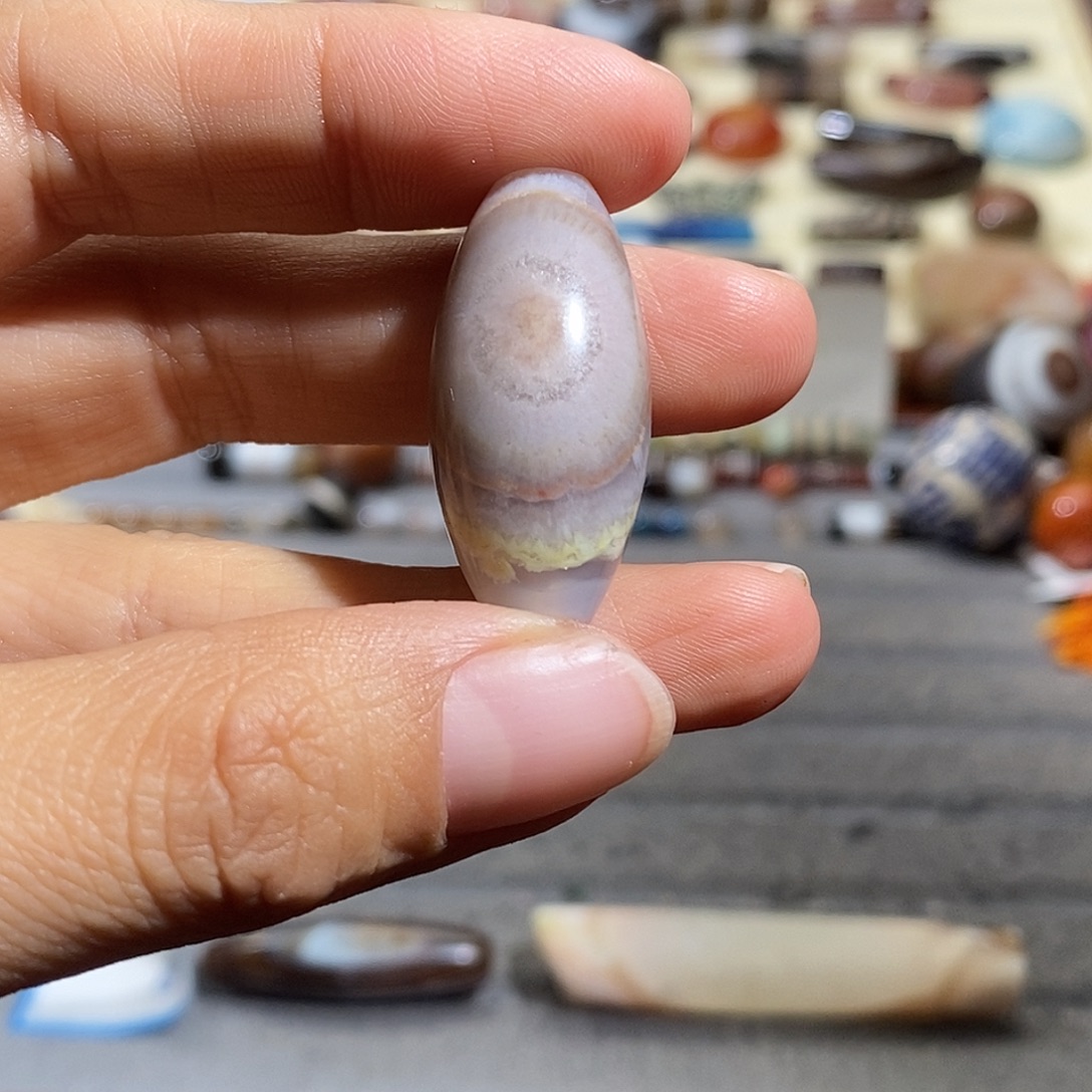 晨****玛瑙/玉髓合金颈饰