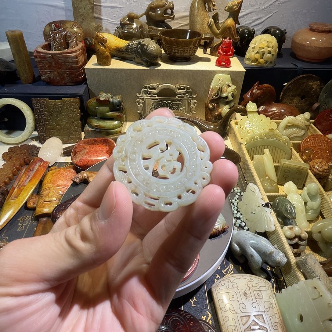 和田玉未镶嵌吊坠(不含链)