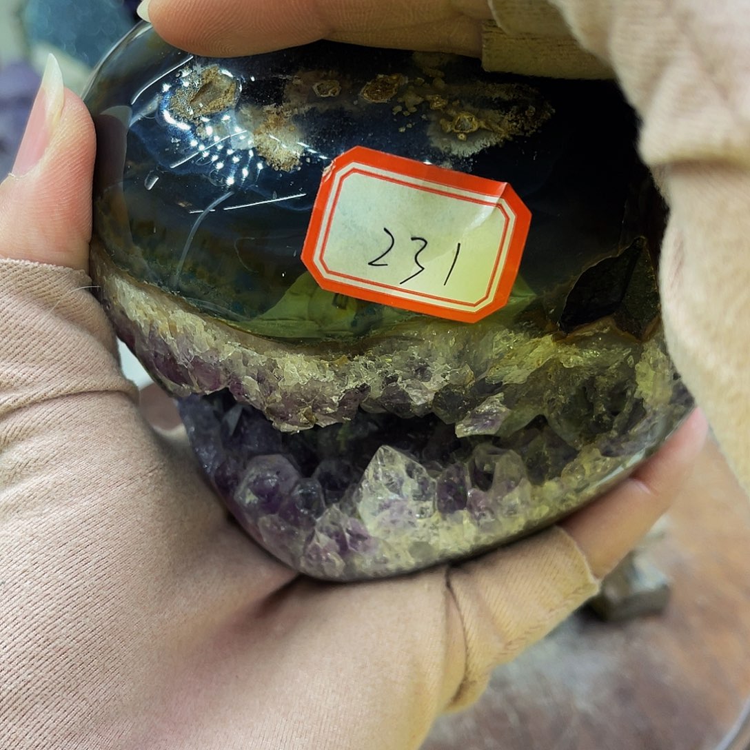 水晶随形摆件未镶嵌