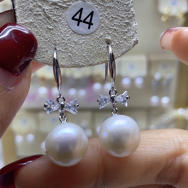 银S925镶嵌淡水珍珠耳饰