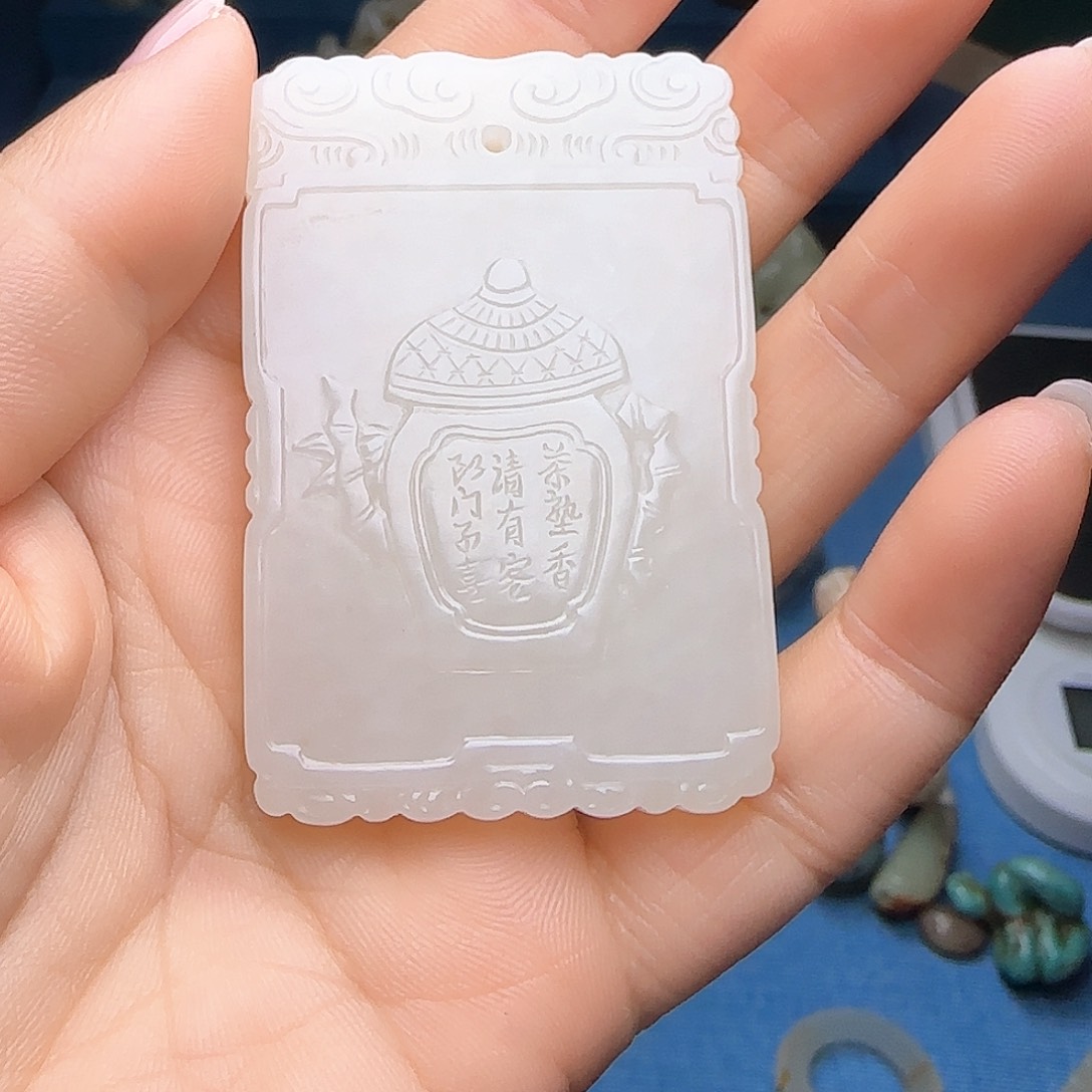 和田玉颈饰未镶嵌你*