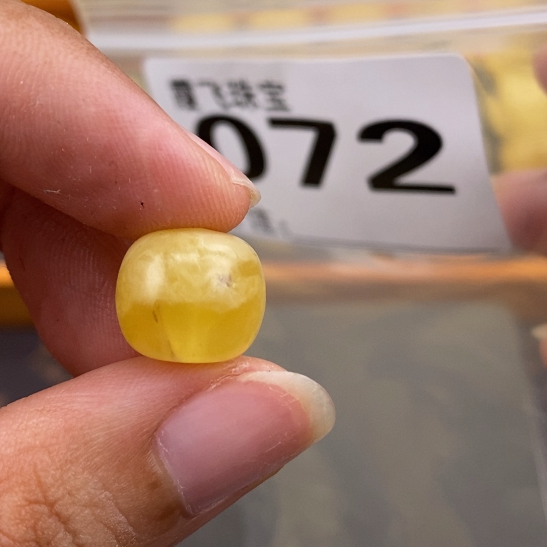 琥珀未镶嵌珠宝奇石12.6