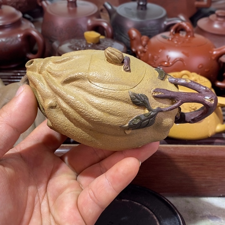 紫砂茶壶不****）精工制作