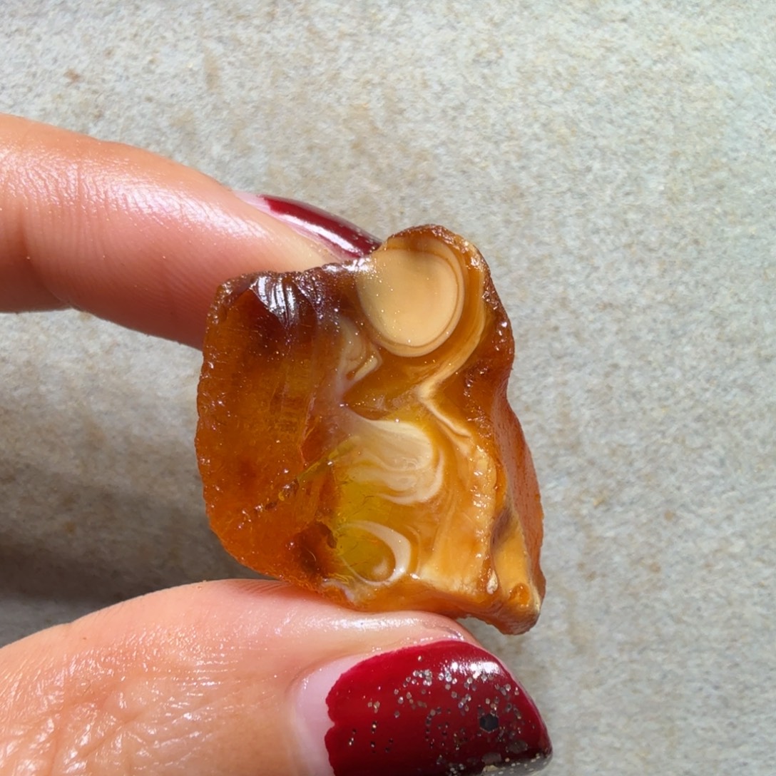 小***宝定制琥珀未镶嵌专拍