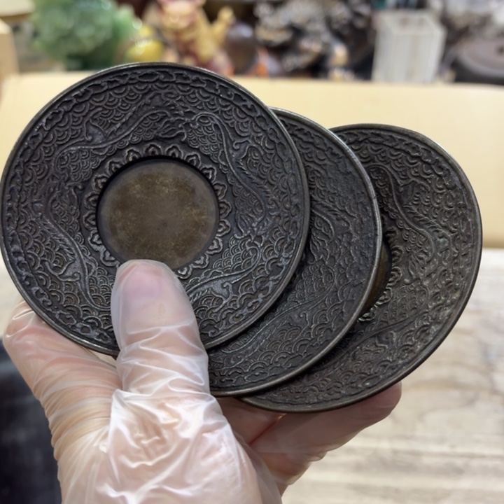 市***价铜古美术置物摆件