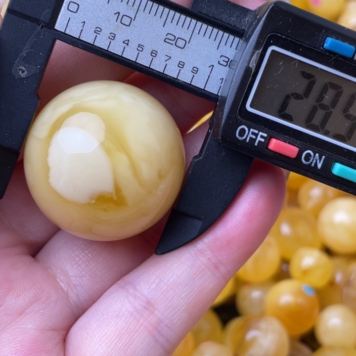 未镶嵌琥珀裸石蜜蜡192