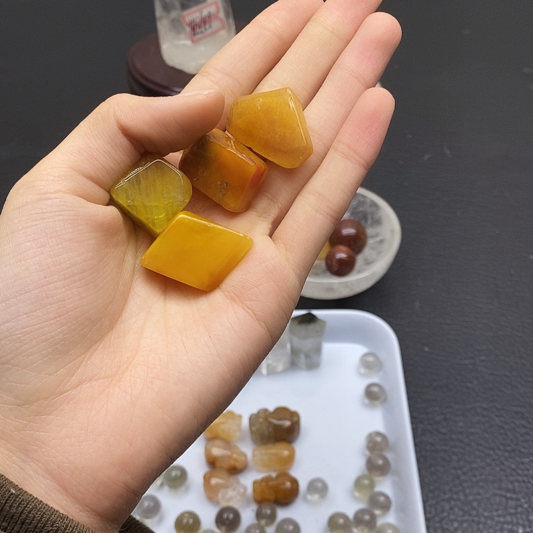 未镶嵌水晶珠宝半成品174水晶石