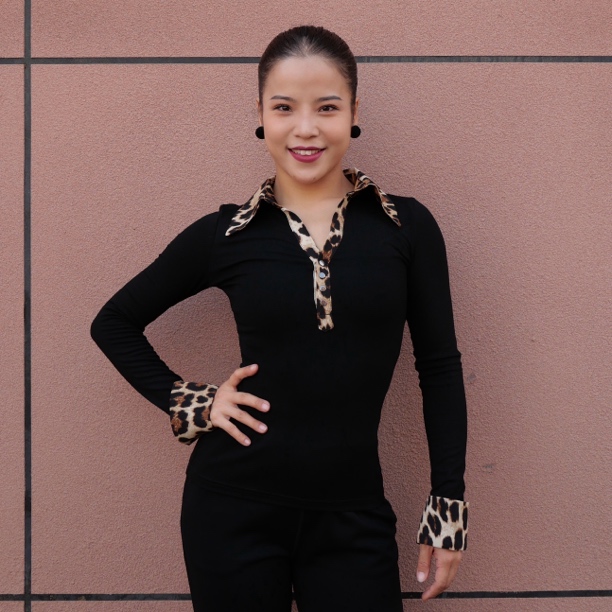 豹纹翻领长袖T恤 排扣设计时尚百搭修身高弹