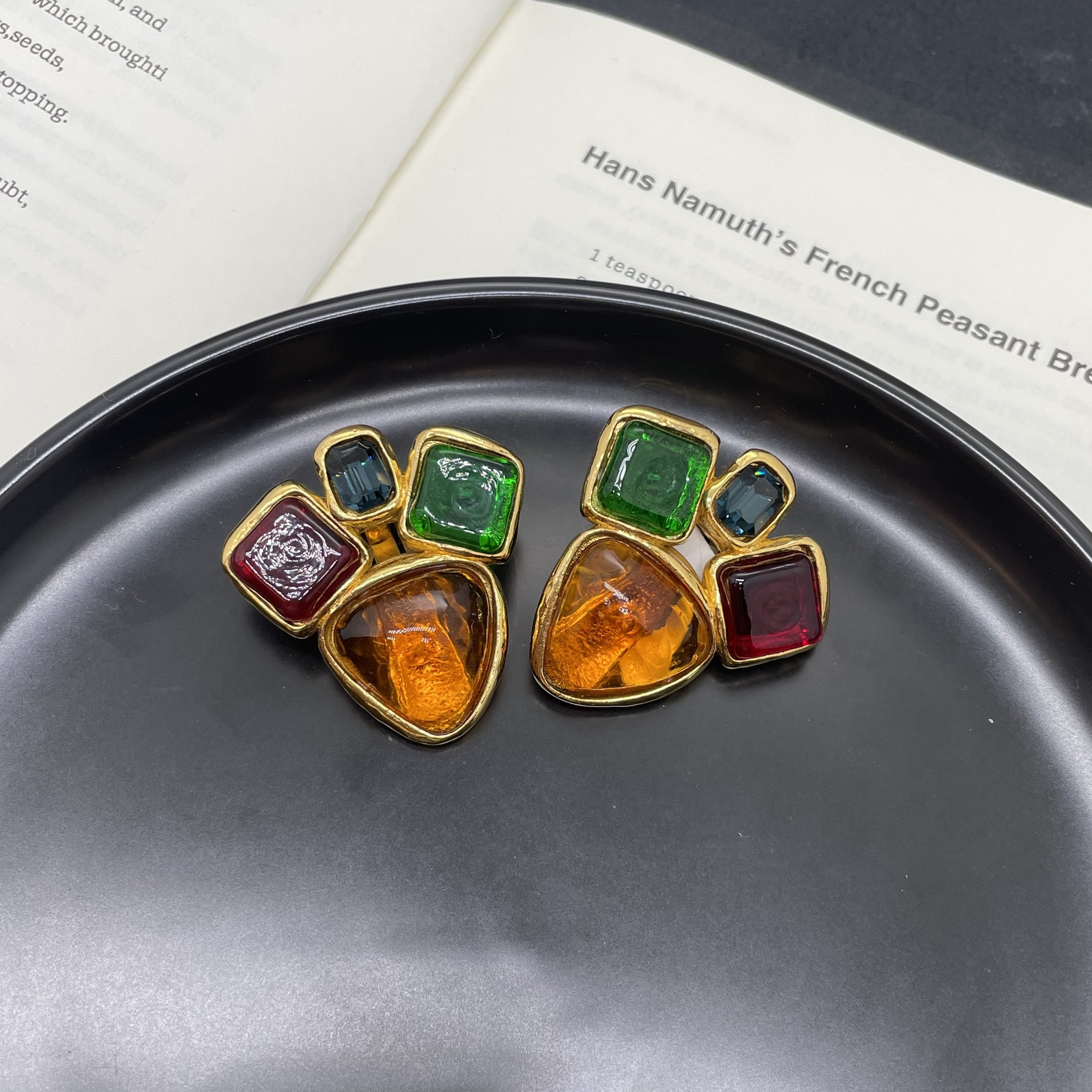 95新 Chanel/香奈儿 香奈儿猫爪琉璃耳夹/jm01922