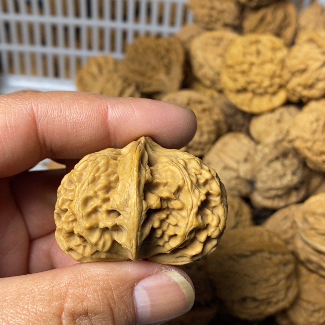 大***闪文玩核桃吊坠文玩