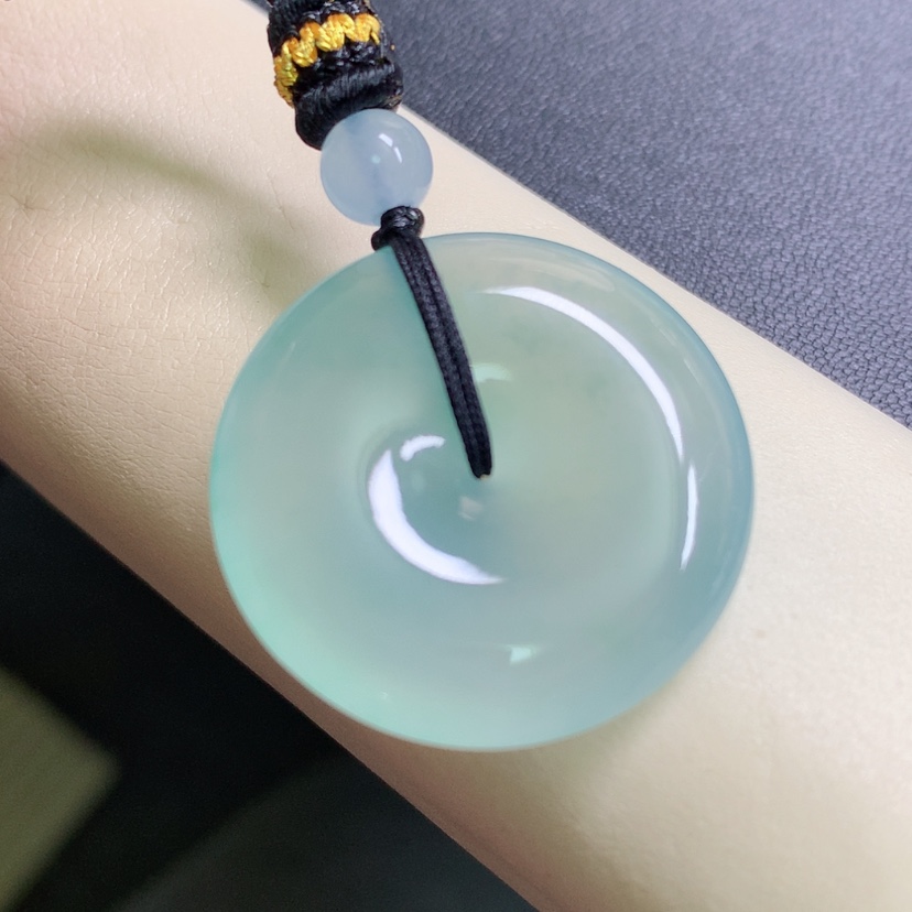 【闪购商品】翡翠颈饰未镶嵌扣