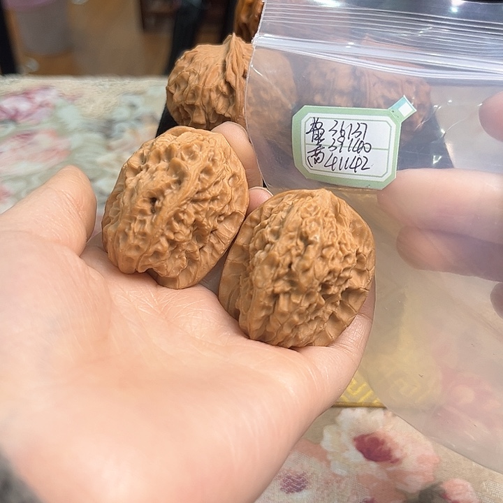 文玩核桃把件非嫁接马老四