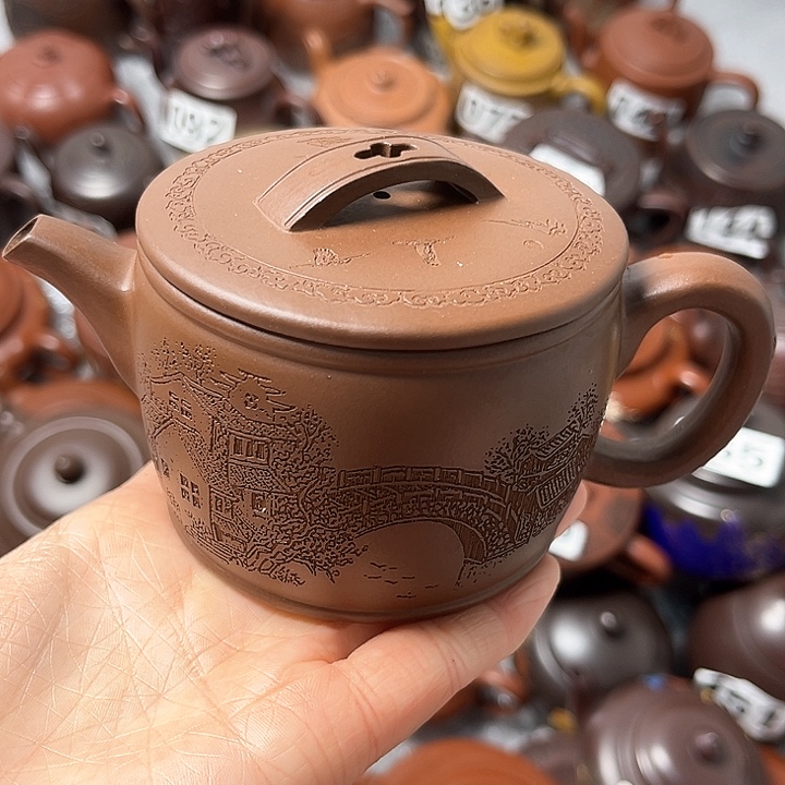 紫砂茶壶紫砂微瑕半手