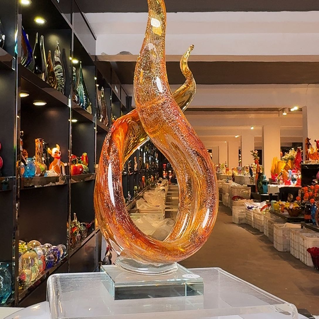 琉璃手工艺品琉璃岛是个大的